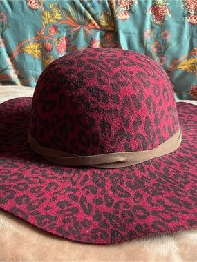 Women’s Burgundy Leopard Print Felt Wide-Brim Hat with Tan Band